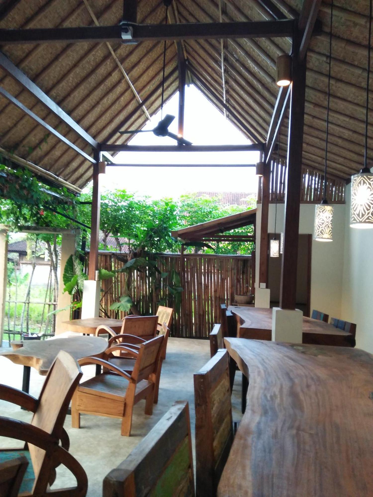 De'Dalam Deluxe Vila Ubud Exterior foto